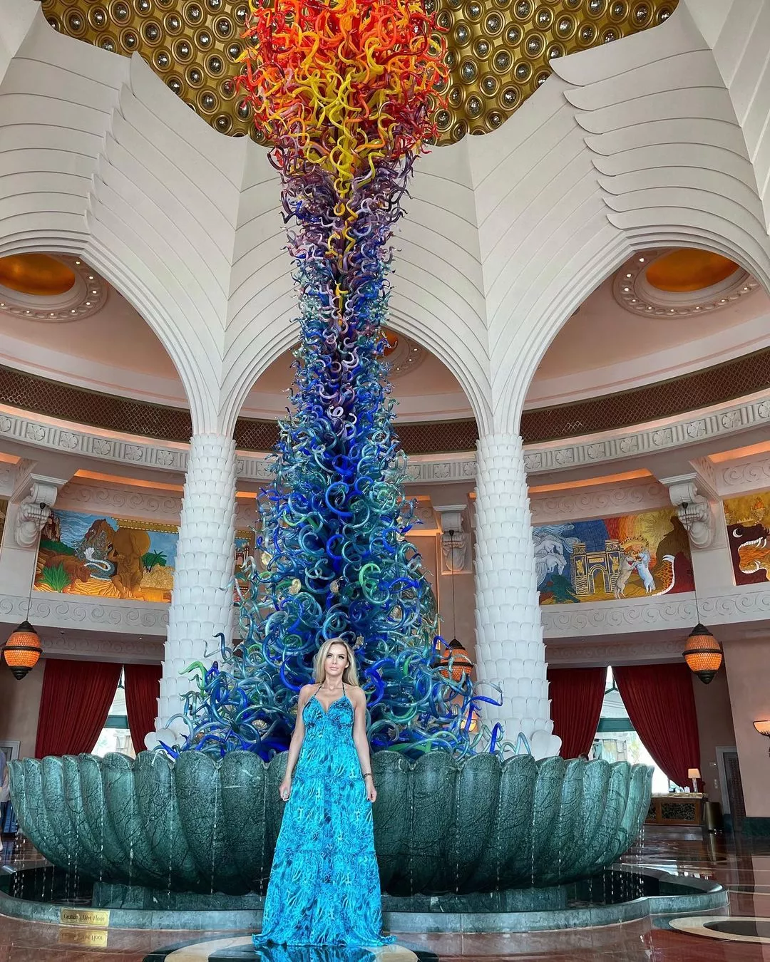 Bardzo gorące zdjęcia Artystki disco polo podbijają sieć! Królowa spędza święta wśród palm!